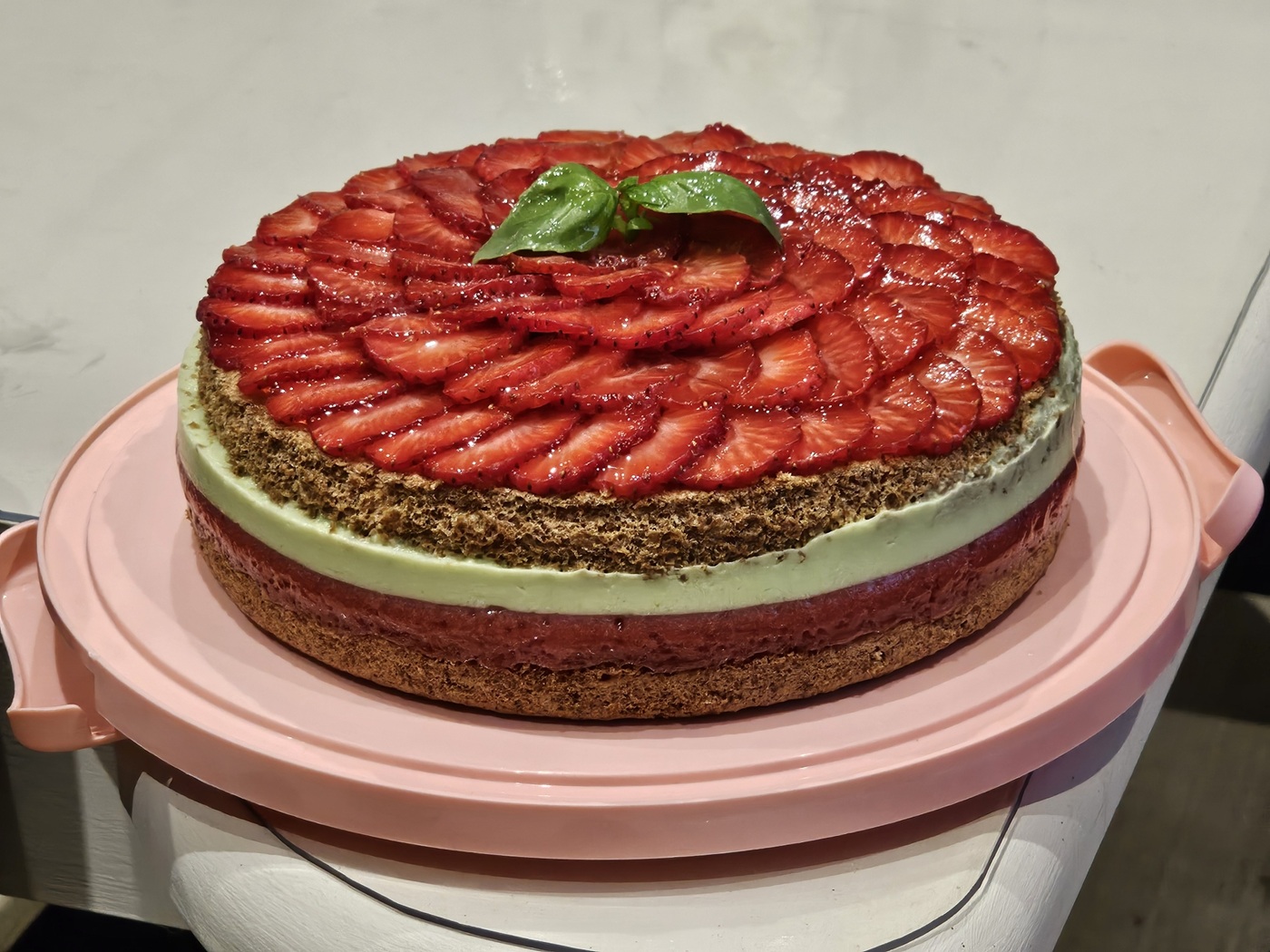 Entremets fraise basilic